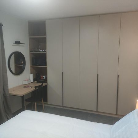 Iqoqo Hotels - Luxury Suites יואנינה מראה חיצוני תמונה