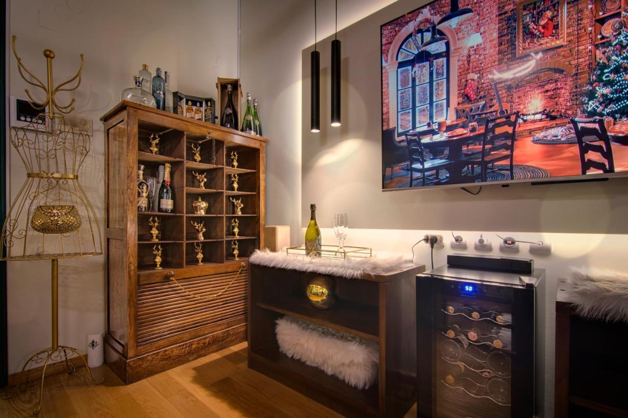 Iqoqo Hotels - Luxury Suites יואנינה מראה חיצוני תמונה