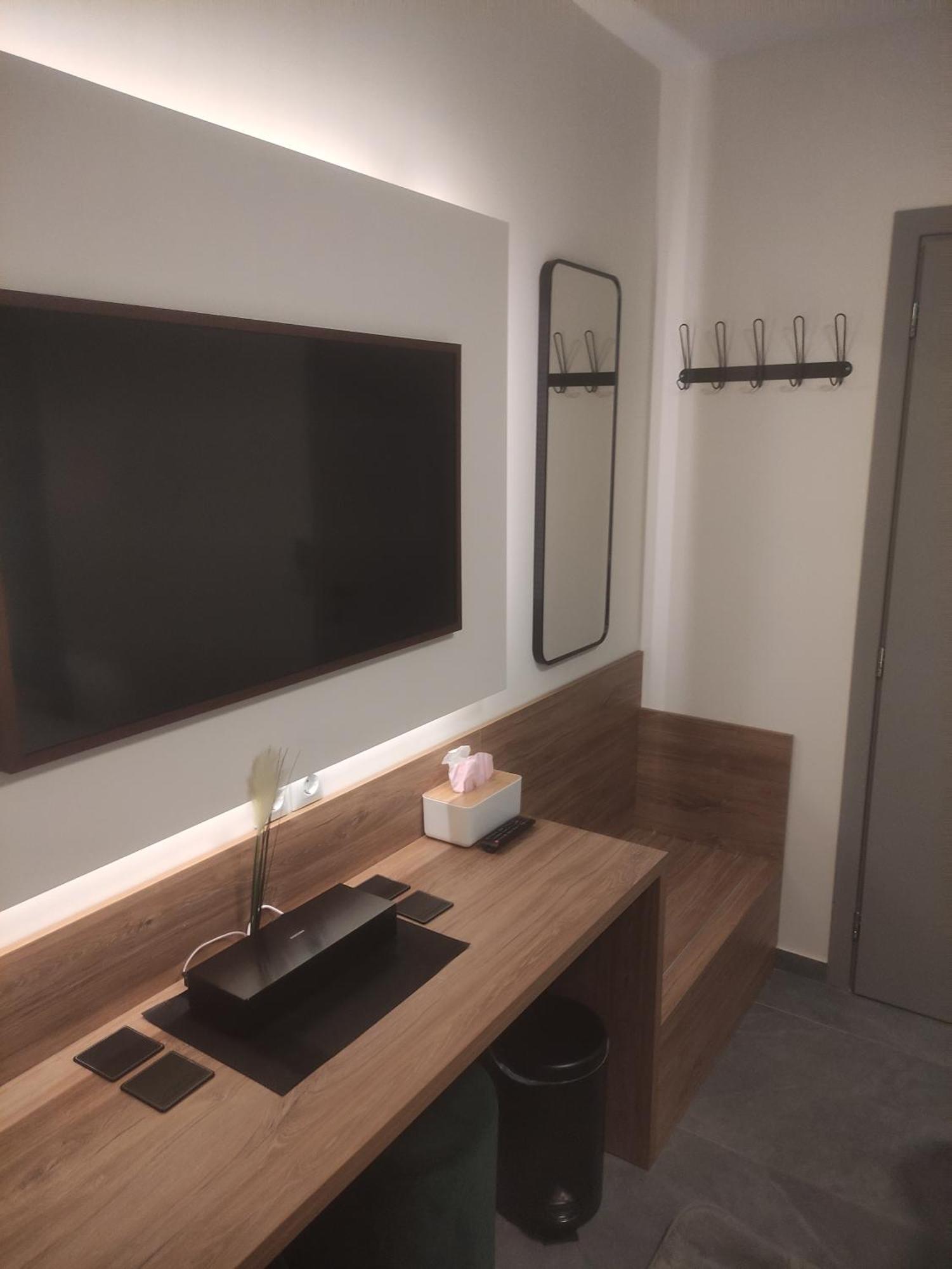 Iqoqo Hotels - Luxury Suites יואנינה מראה חיצוני תמונה